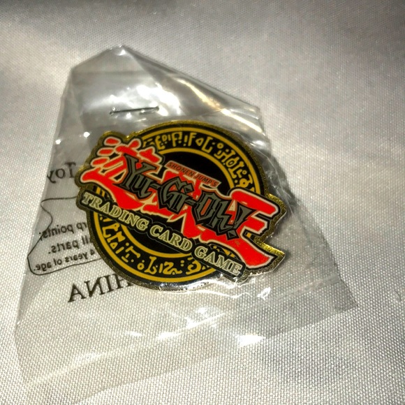 Yu-Gi-Oh Trading Card Game Pin - Picture 1 of 1